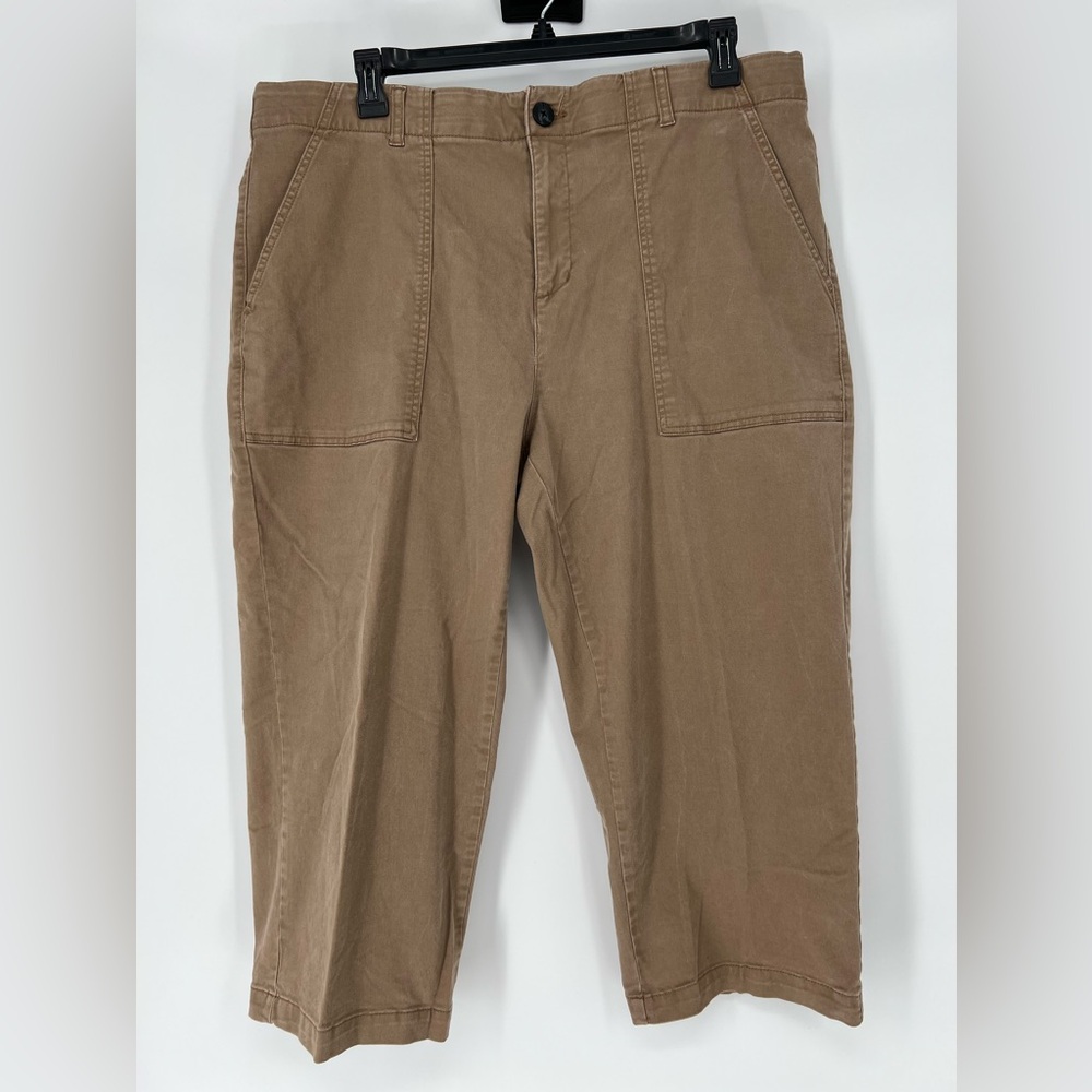 TERRA & SKY KHAKI CROP PANTS W/FLATTERING COMFY STRETCH